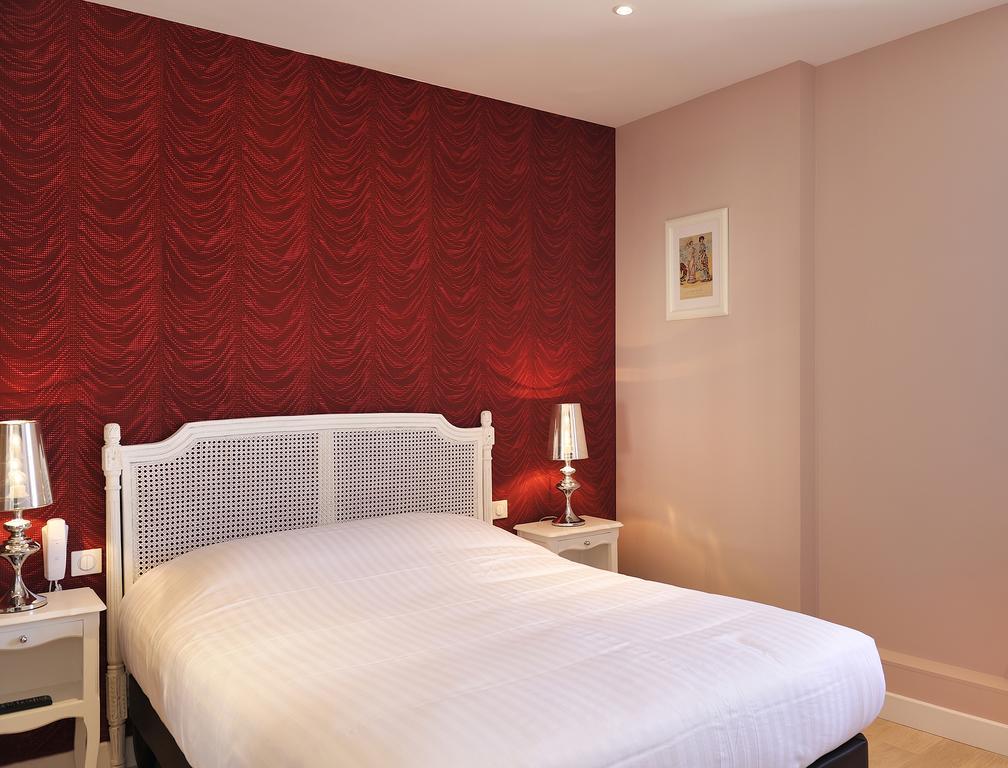 Auberge Du Grand Dauphin Dhuizon Zimmer foto