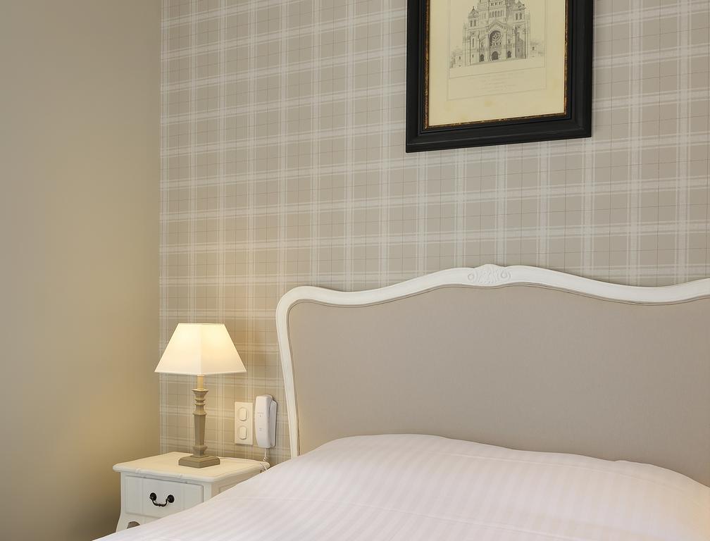 Auberge Du Grand Dauphin Dhuizon Zimmer foto
